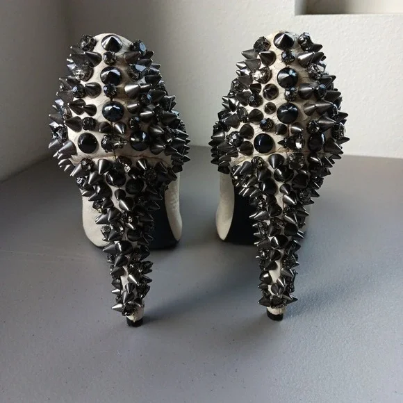 Sam Edelman Shoes Womens 8M Peep Toe Cream Leather Metal Spikes Punk Rock Biker - Picture 7 of 16
